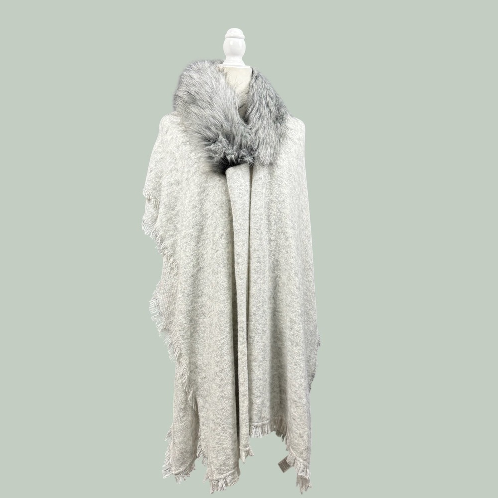 Cabi Heavenly Wrap Womens OS Faux Fur Collar Shawl Ruana Poncho Cape Fringe Chic